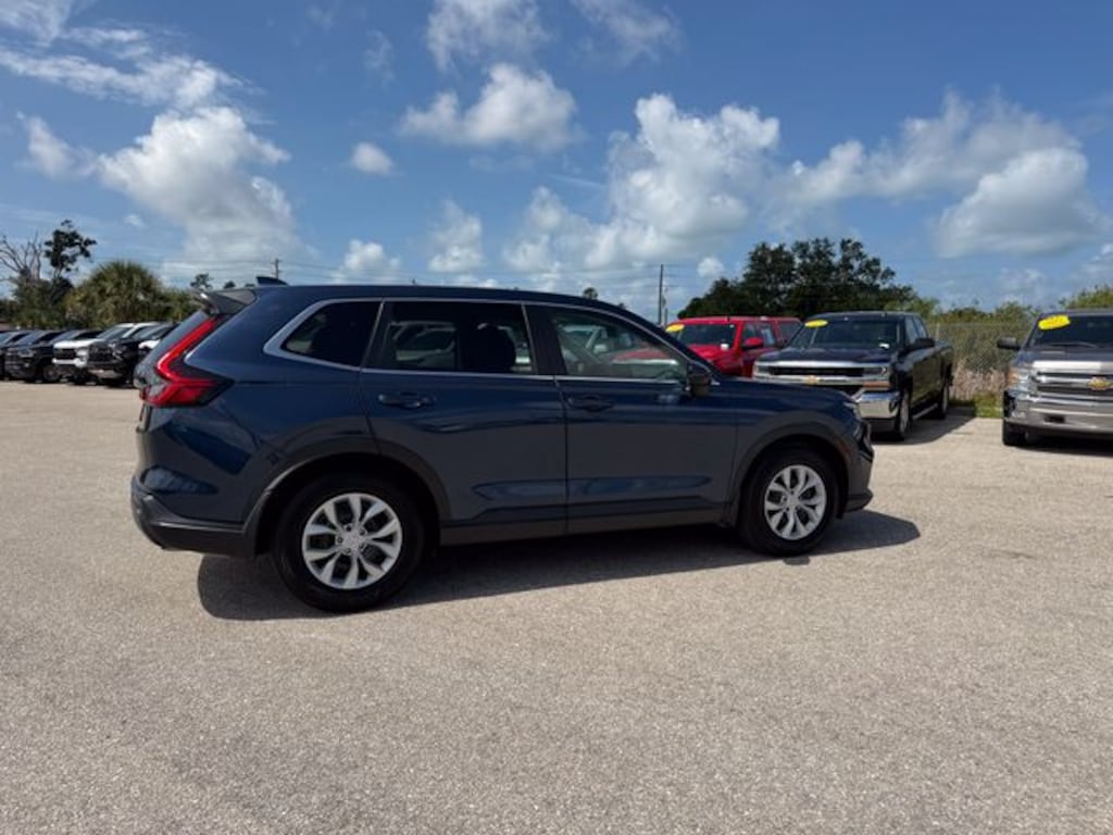 Used 2025 Honda CR-V LX SUV