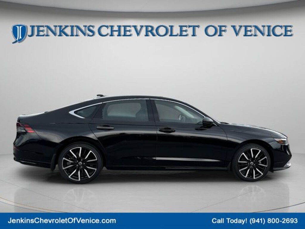 Used 2023 Honda Accord Hybrid Touring Sedan