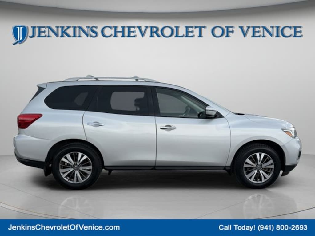 Used 2019 Nissan Pathfinder S SUV