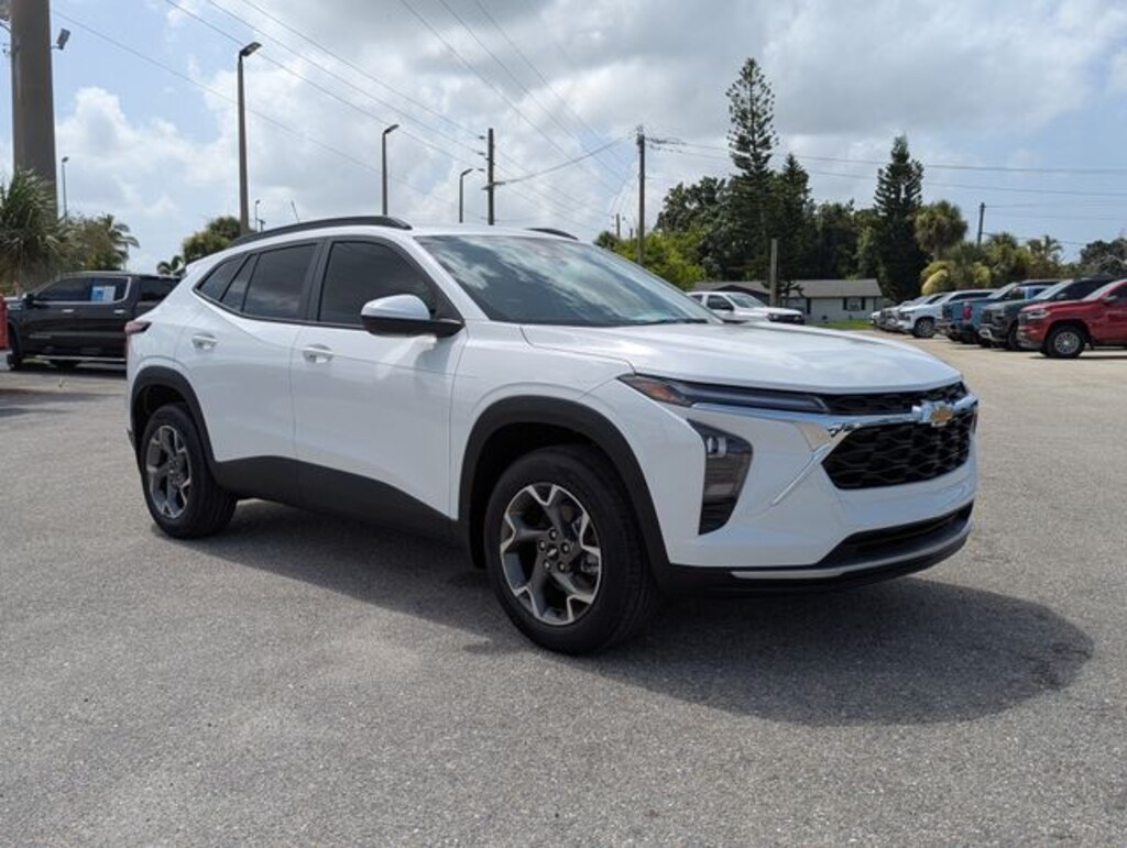 New 2026 Chevrolet Trax LT SUV