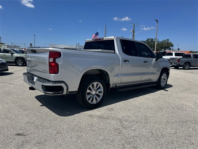 2022 Chevrolet Silverado 1500 Custom photo 3