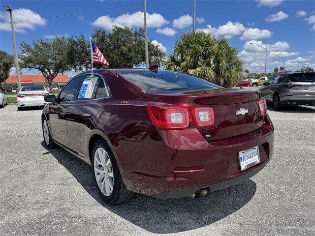 2015 Chevrolet Malibu LTZ photo 3
