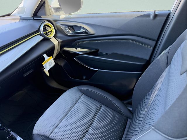 2026 Chevrolet Trax LT - Photo 19