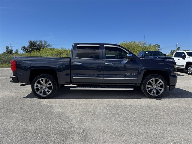 2018 Chevrolet Silverado 1500 LTZ photo 3