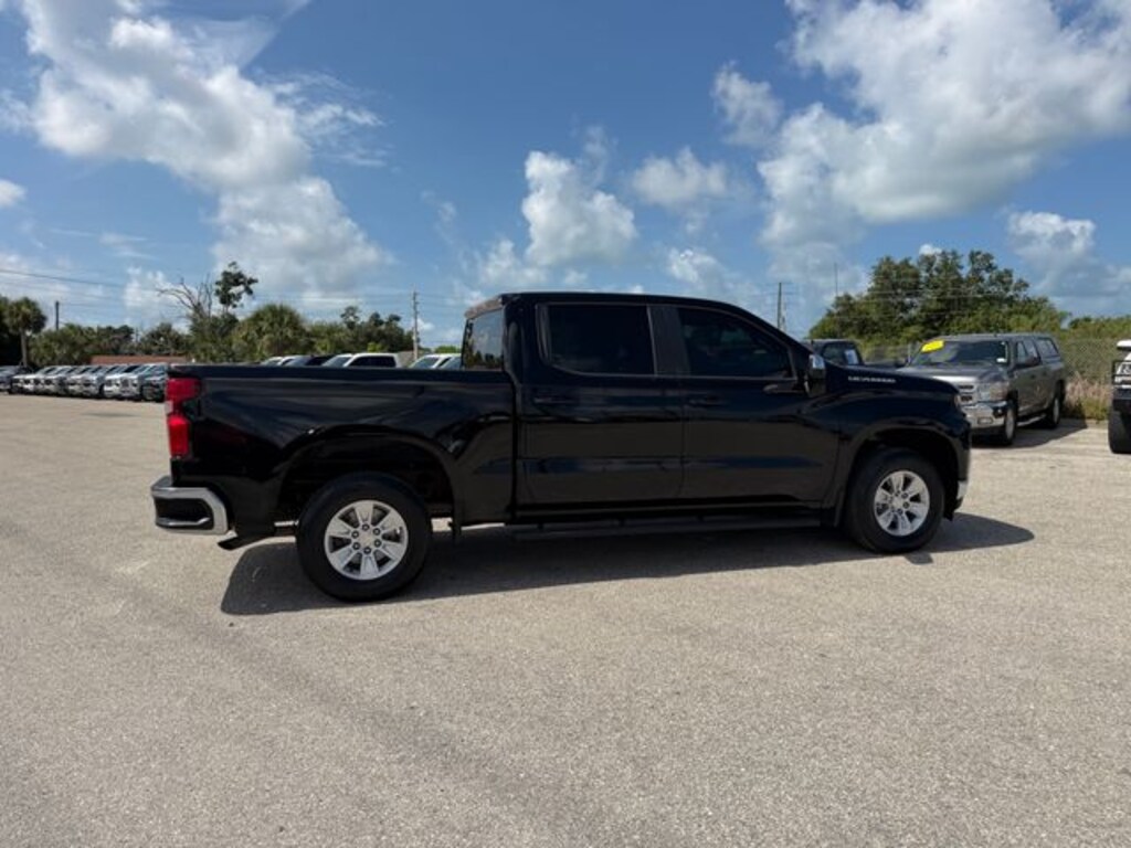 Used 2020 Chevrolet Silverado 1500 LT Truck Crew Cab