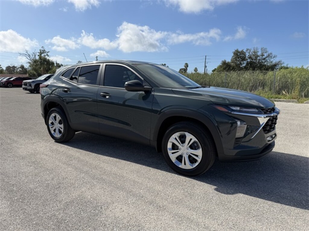 New 2026 Chevrolet Trax LS SUV