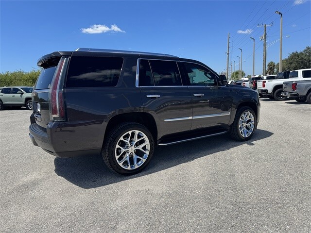 2018 Cadillac Escalade Premium Luxury photo 2