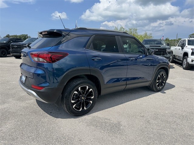 2021 Chevrolet Trailblazer LT photo 4