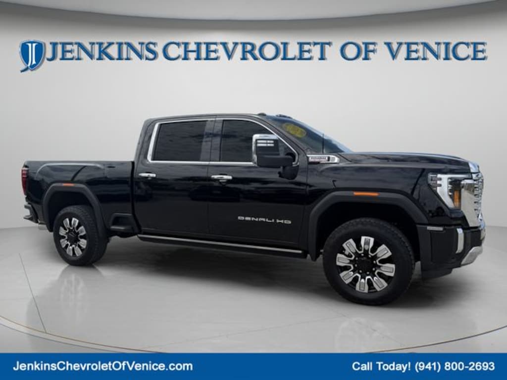Used 2025 GMC Sierra 2500 HD Denali Truck Crew Cab