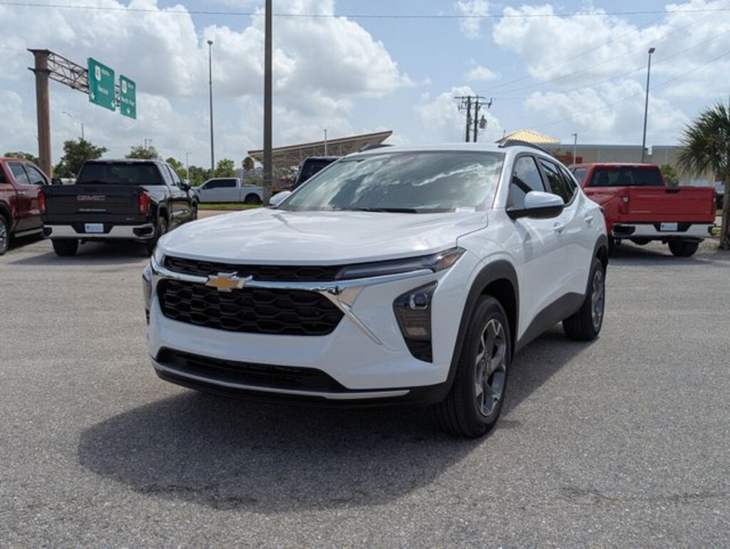 New 2026 Chevrolet Trax LT SUV