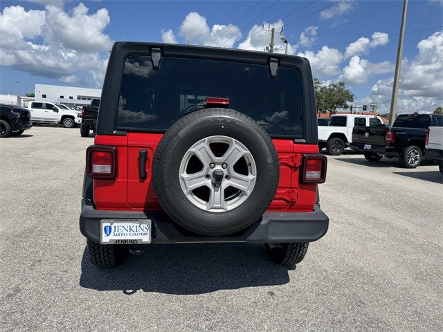 2022 Jeep Wrangler Unlimited Sport S photo 4