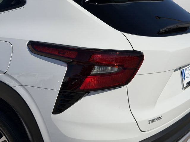 2026 Chevrolet Trax LT - Photo 13