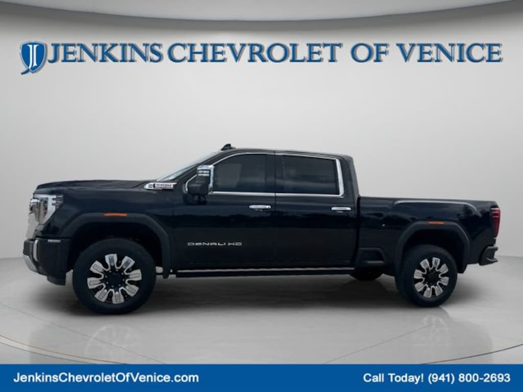 Used 2025 GMC Sierra 2500 HD Denali Truck Crew Cab