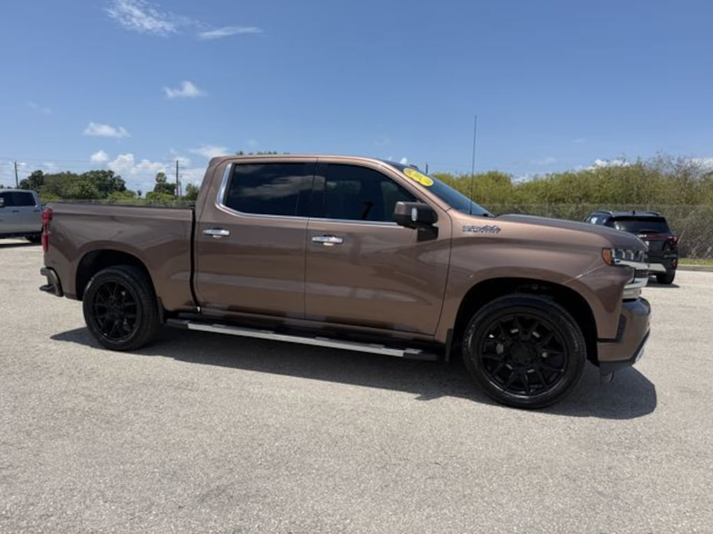 Used 2019 Chevrolet Silverado 1500 High Country Truck Crew Cab