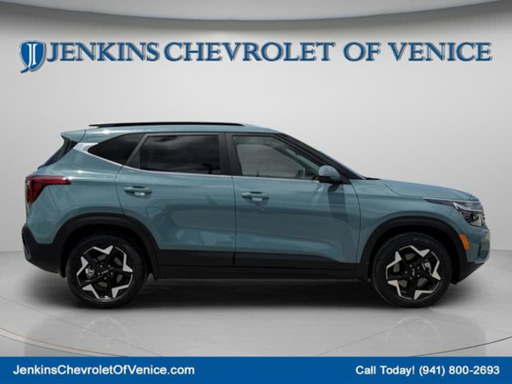 Used 2025 Kia Seltos EX SUV