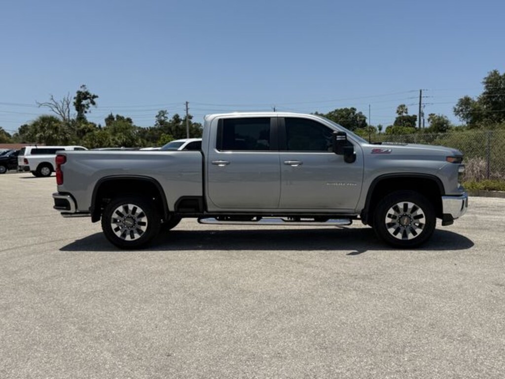 New 2026 Chevrolet Silverado 2500 HD LT Truck Crew Cab