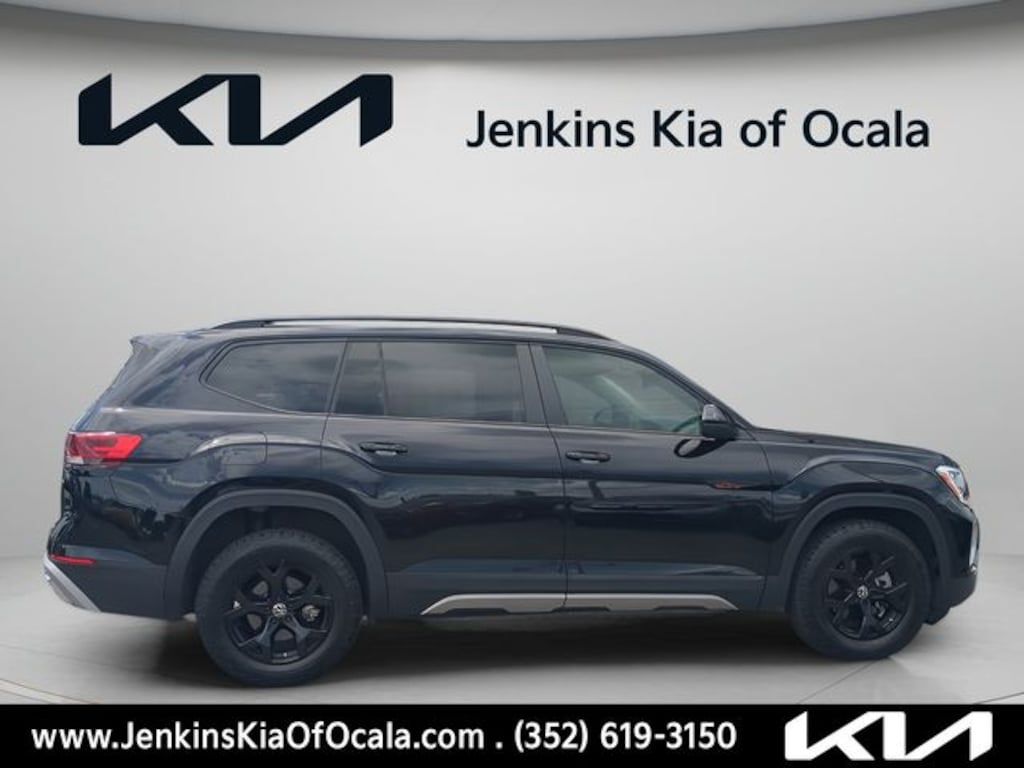 Used 2024 Volkswagen Atlas 2.0T Peak Edition SEL SUV