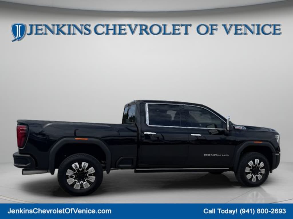 Used 2025 GMC Sierra 2500 HD Denali Truck Crew Cab