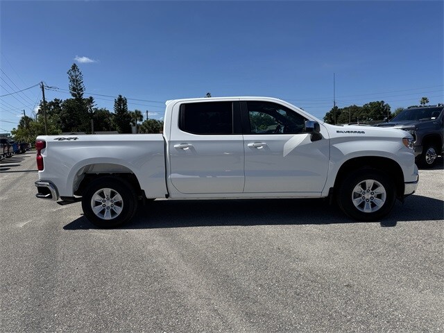 2025 Chevrolet Silverado 1500 LT photo 2