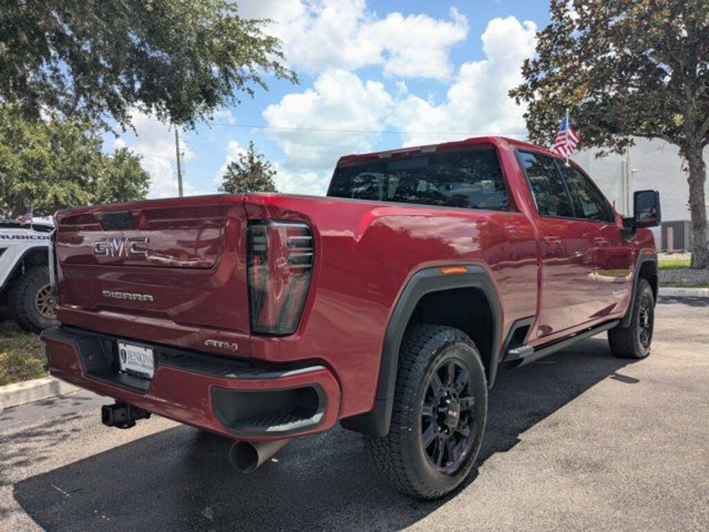 Used 2024 GMC Sierra 2500 HD AT4 Truck Crew Cab