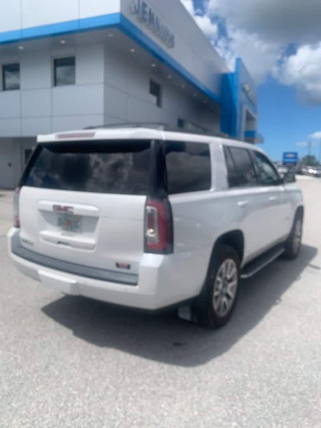Used 2017 GMC Yukon SLT SUV