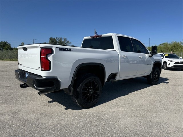 2025 Chevrolet Silverado 2500HD LT photo 4