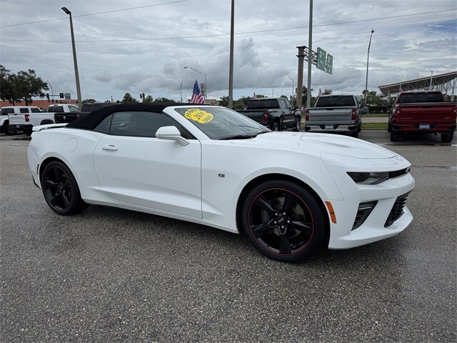 2016 Chevrolet Camaro 2SS photo 2