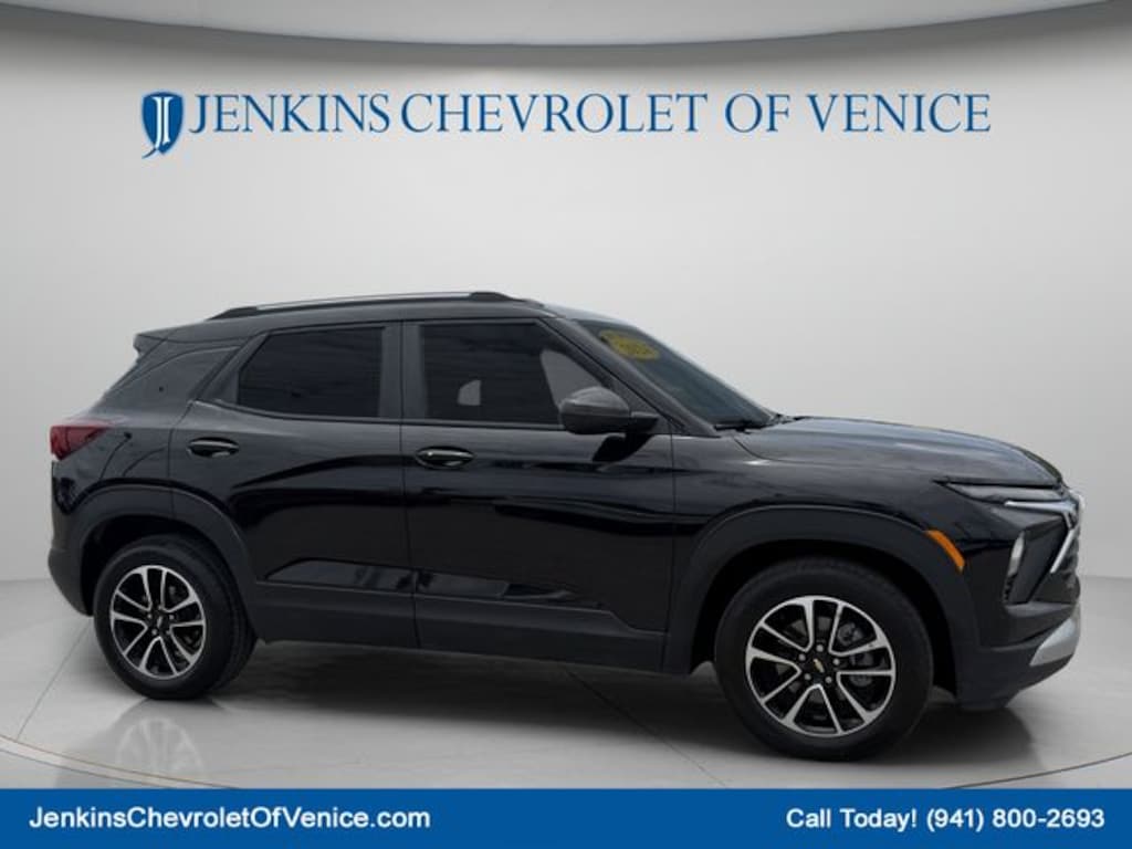 Used 2024 Chevrolet Trailblazer LT SUV