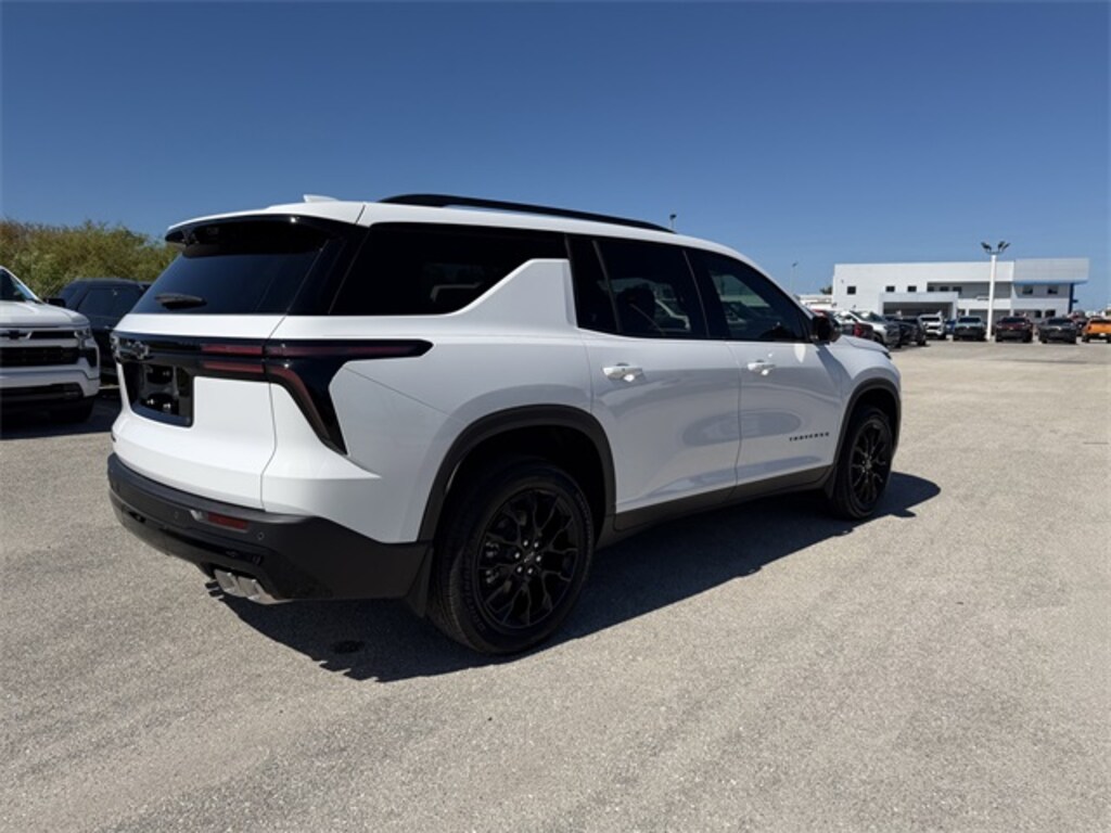 New 2026 Chevrolet Traverse LT SUV