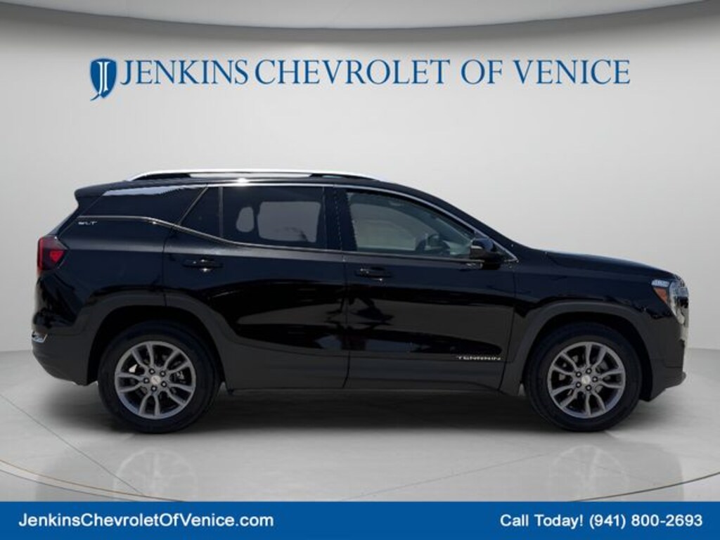 Used 2023 GMC Terrain SLT SUV