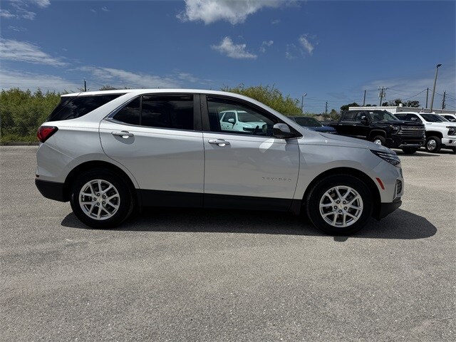2022 Chevrolet Equinox photo 3