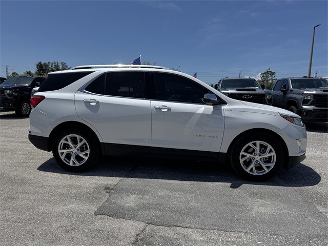 2018 Chevrolet Equinox Premier photo 2