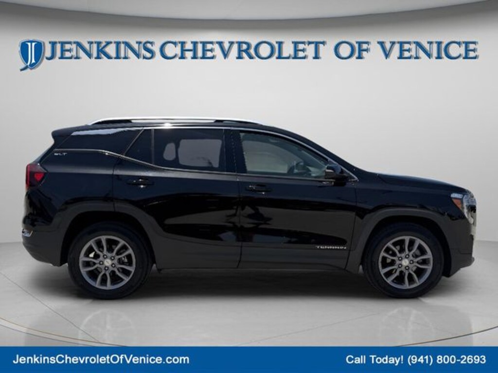 Used 2023 GMC Terrain SLT SUV