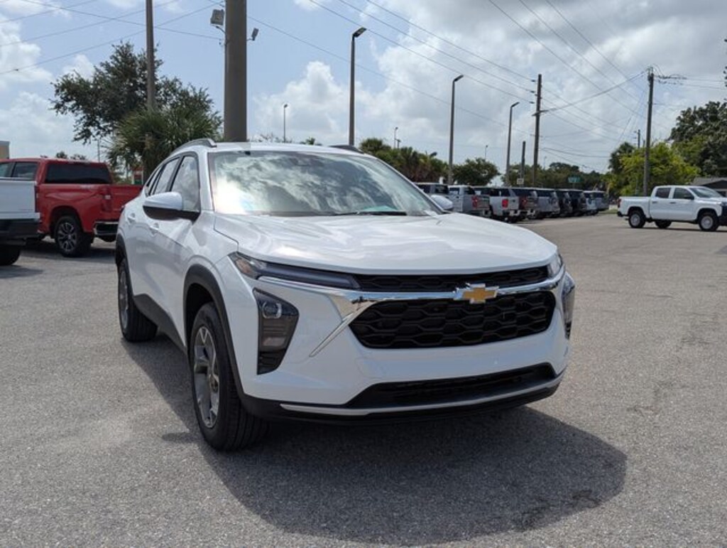 New 2026 Chevrolet Trax LT SUV