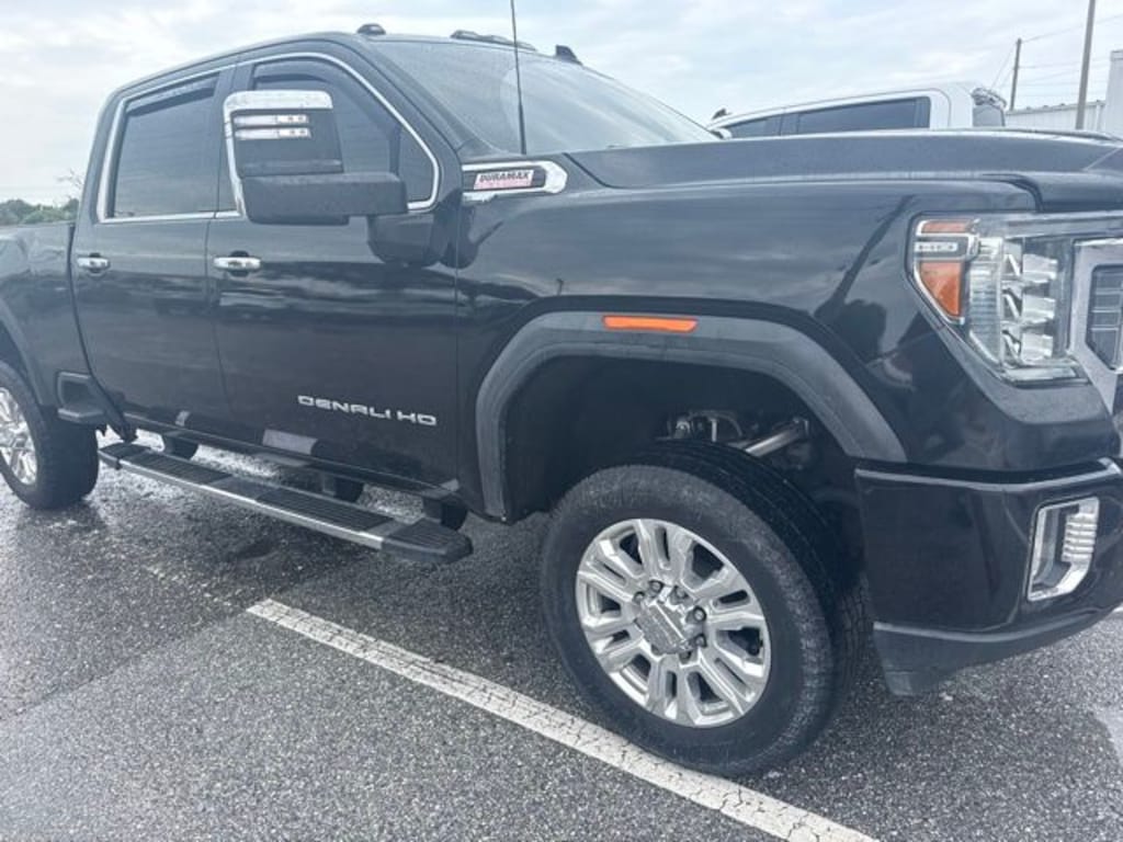 Used 2020 GMC Sierra 2500HD Denali Truck Crew Cab