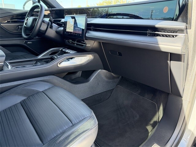 2024 Lincoln Nautilus Reserve photo 4