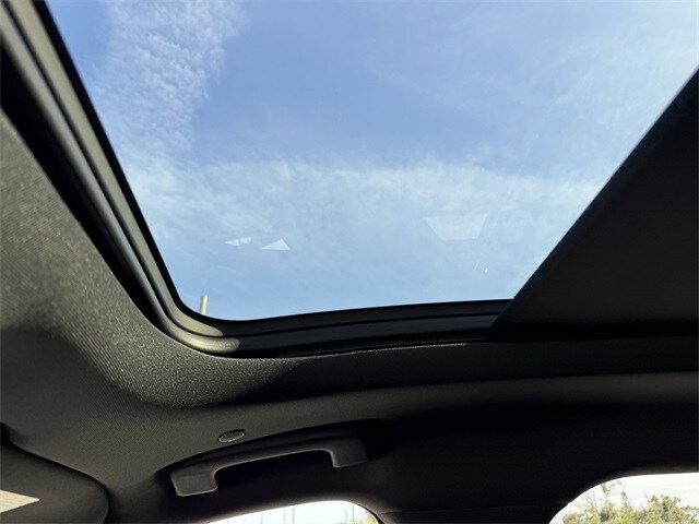 2024 Lincoln Nautilus Reserve photo 4