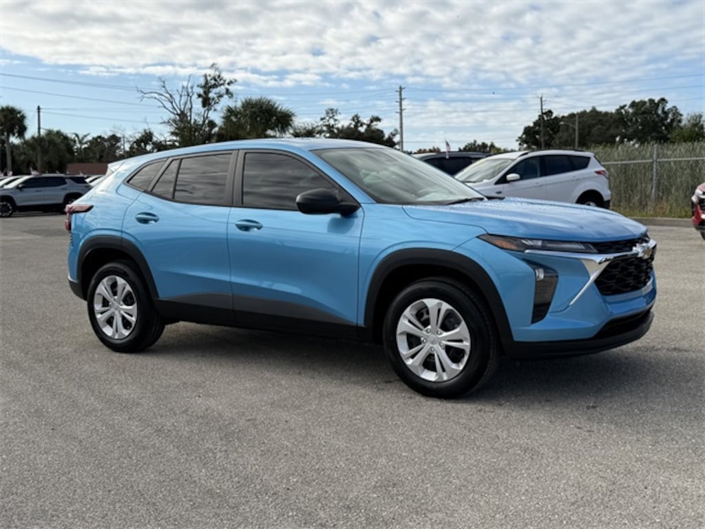 New 2026 Chevrolet Trax LS SUV