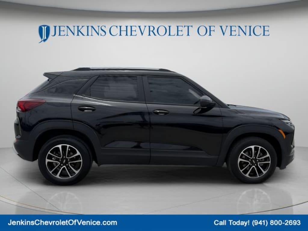Used 2024 Chevrolet Trailblazer LT SUV