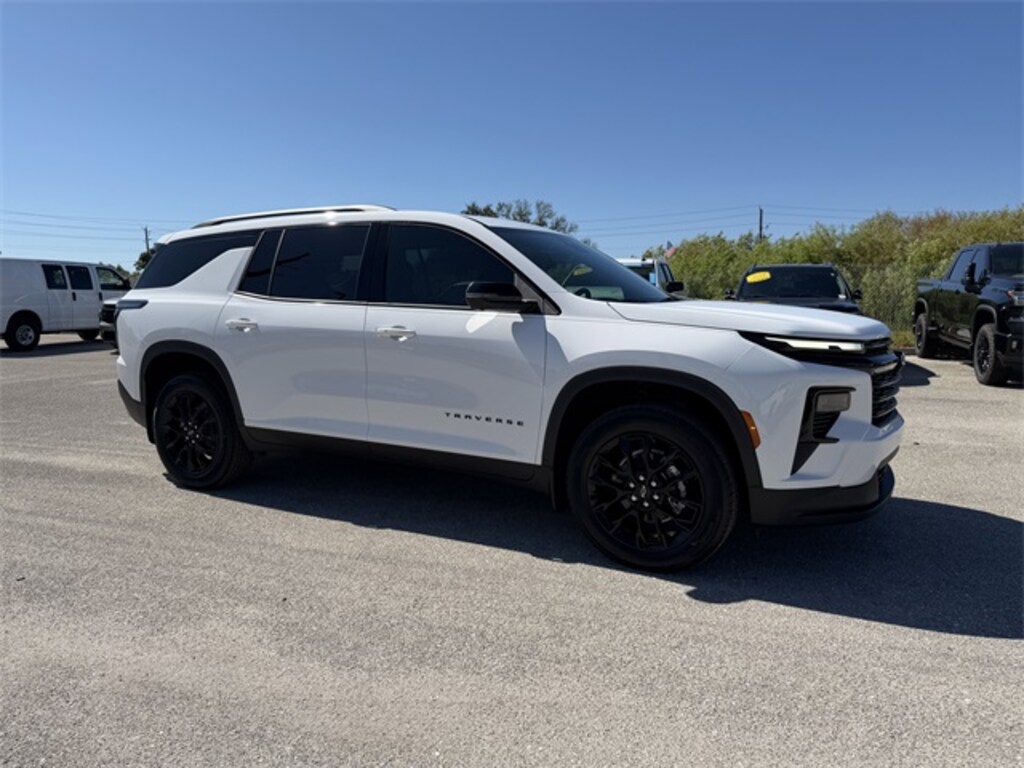 New 2026 Chevrolet Traverse LT SUV
