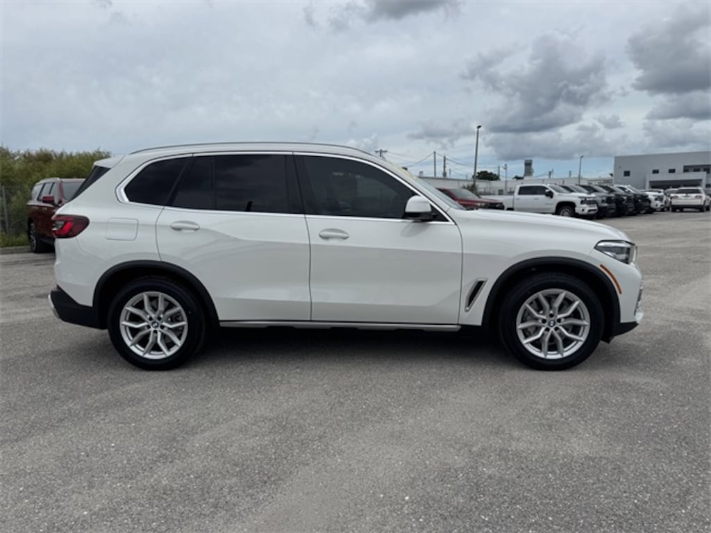 Used 2022 BMW X5 sDrive40i SUV