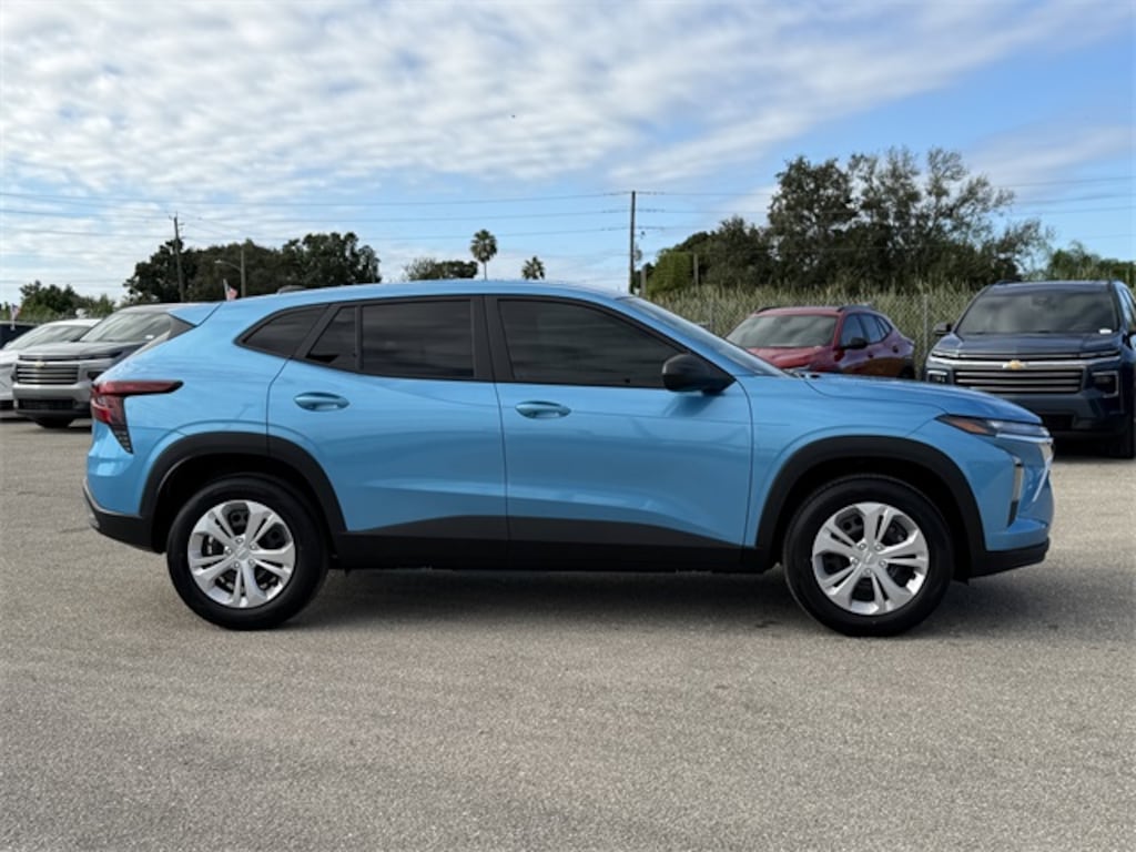 New 2026 Chevrolet Trax LS SUV