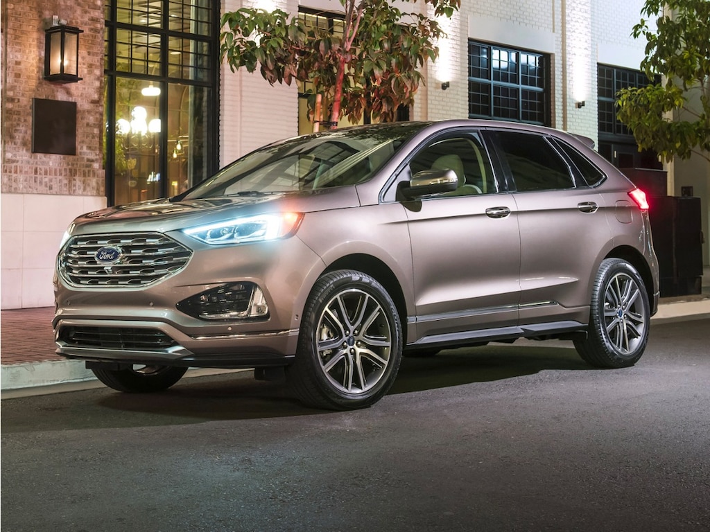 Used 2020 Ford Edge SE SUV