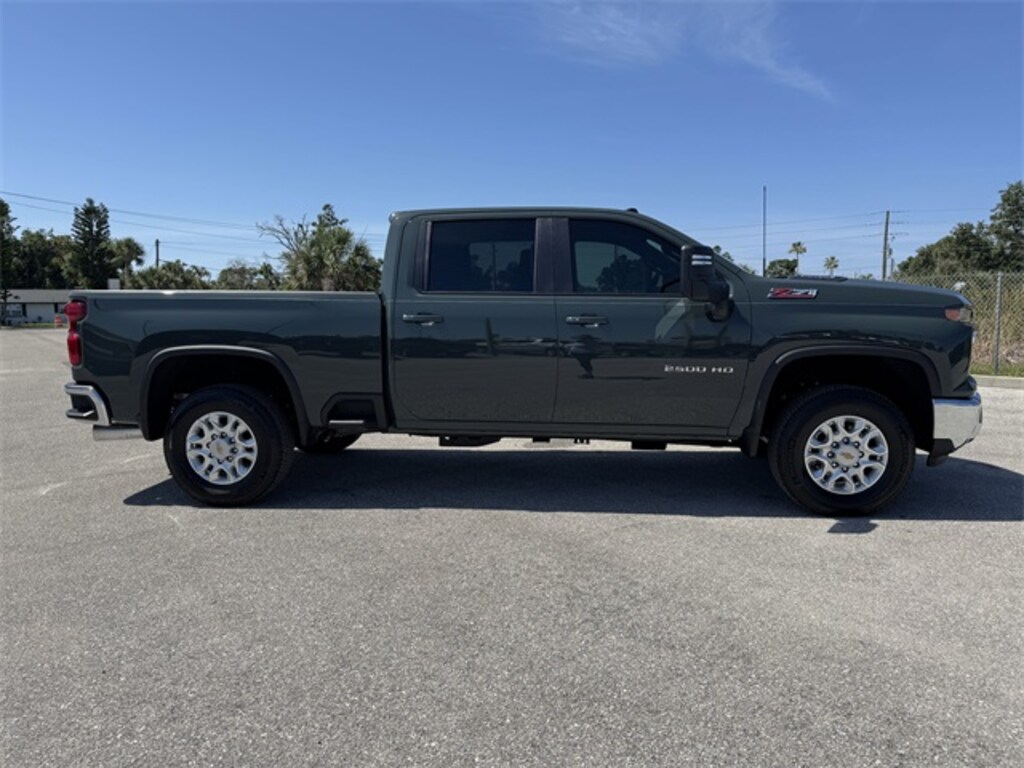 New 2025 Chevrolet Silverado 2500 HD LT Truck Crew Cab