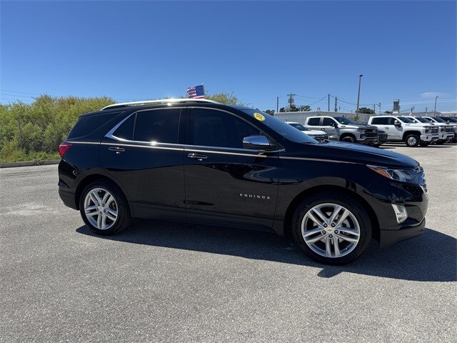 2020 Chevrolet Equinox Premier photo 2