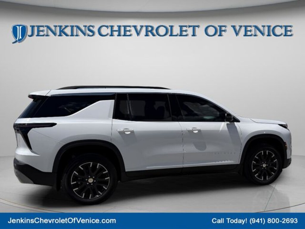 New 2026 Chevrolet Traverse LT SUV