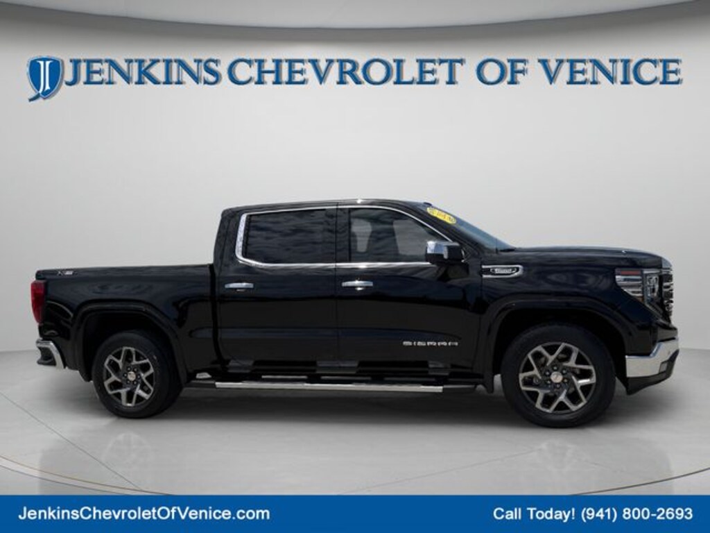 Used 2023 GMC Sierra 1500 SLT Truck Crew Cab