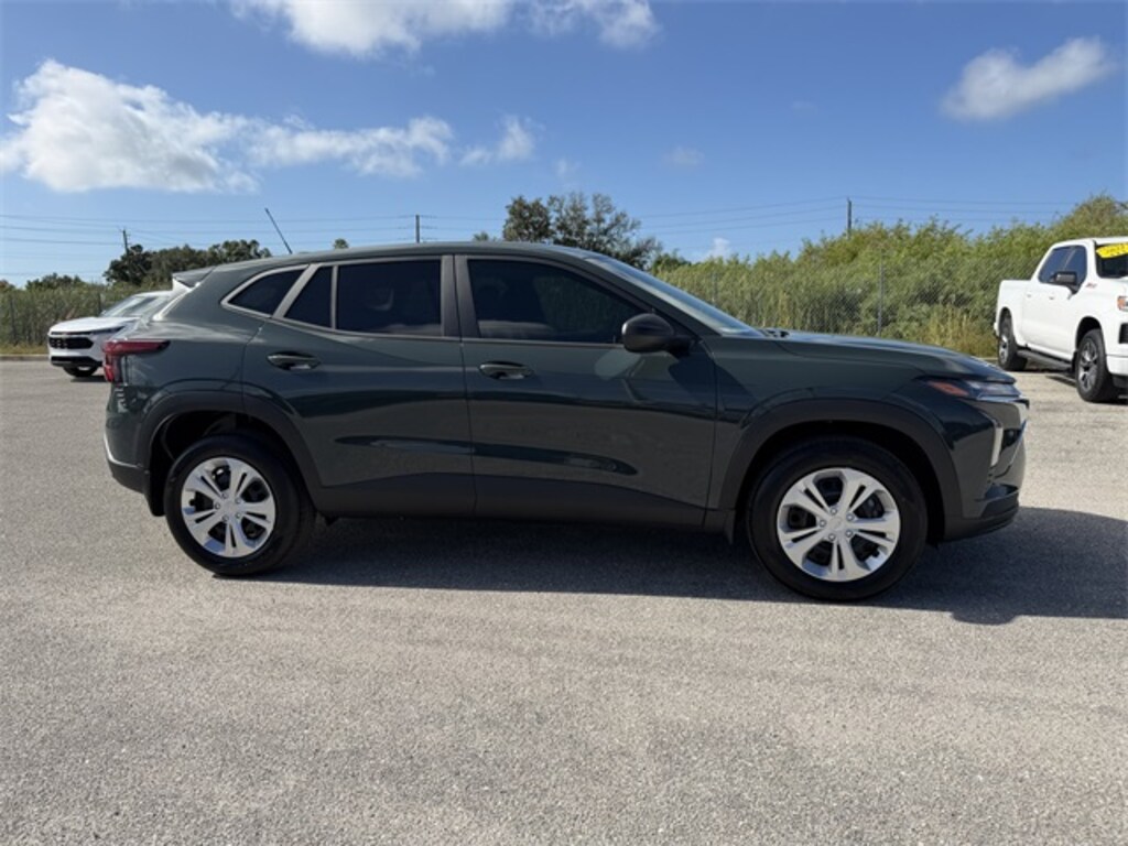 New 2026 Chevrolet Trax LS SUV