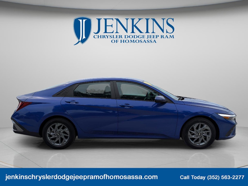 Used 2024 Hyundai Elantra SEL Sedan