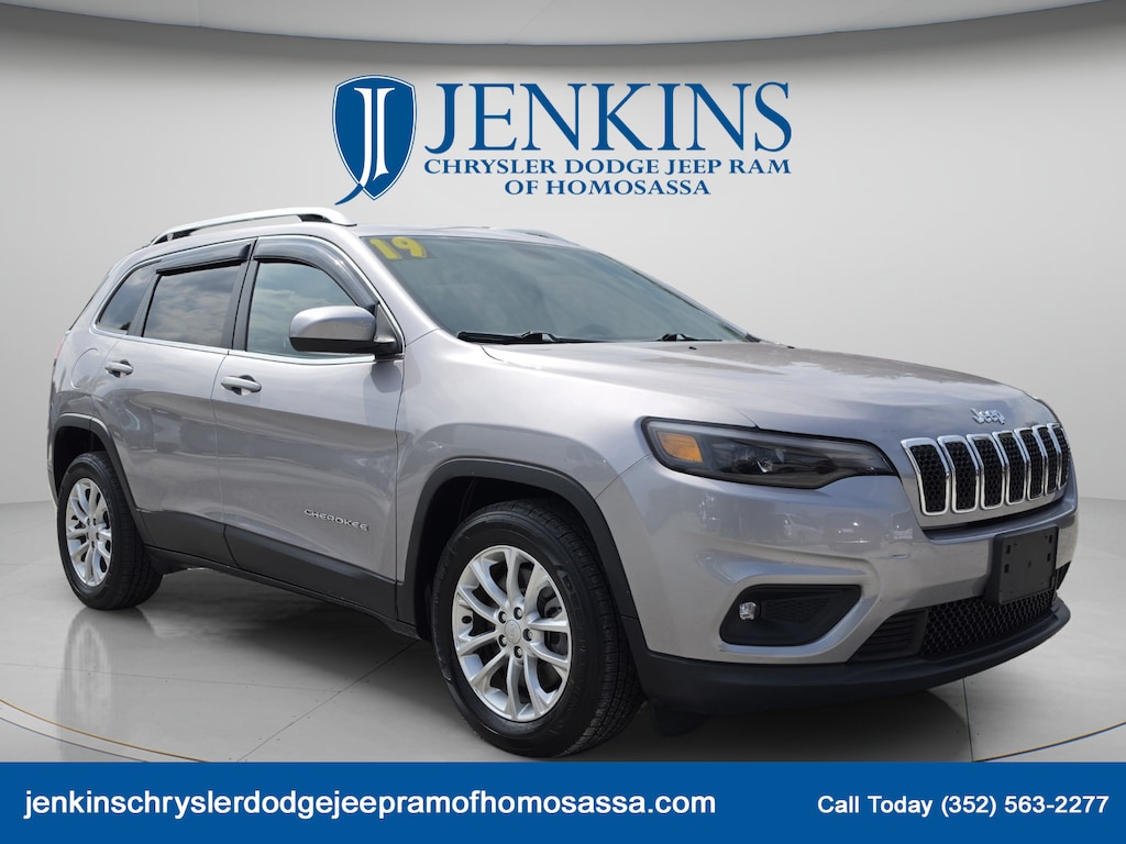 Certified 2019 Jeep Cherokee Latitude FWD SUV